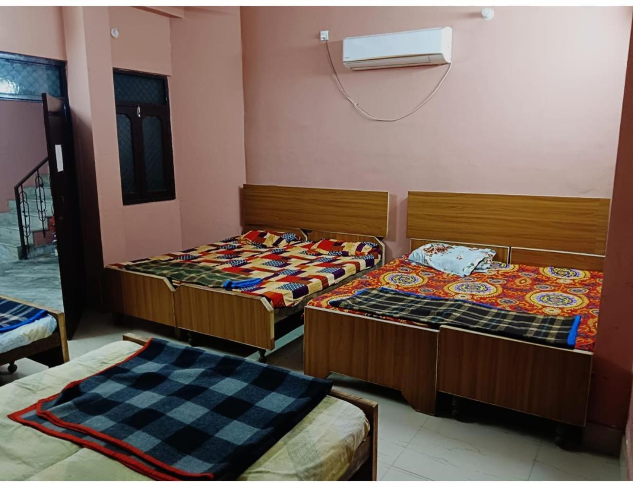 Sankatha Guest House, Varanasi