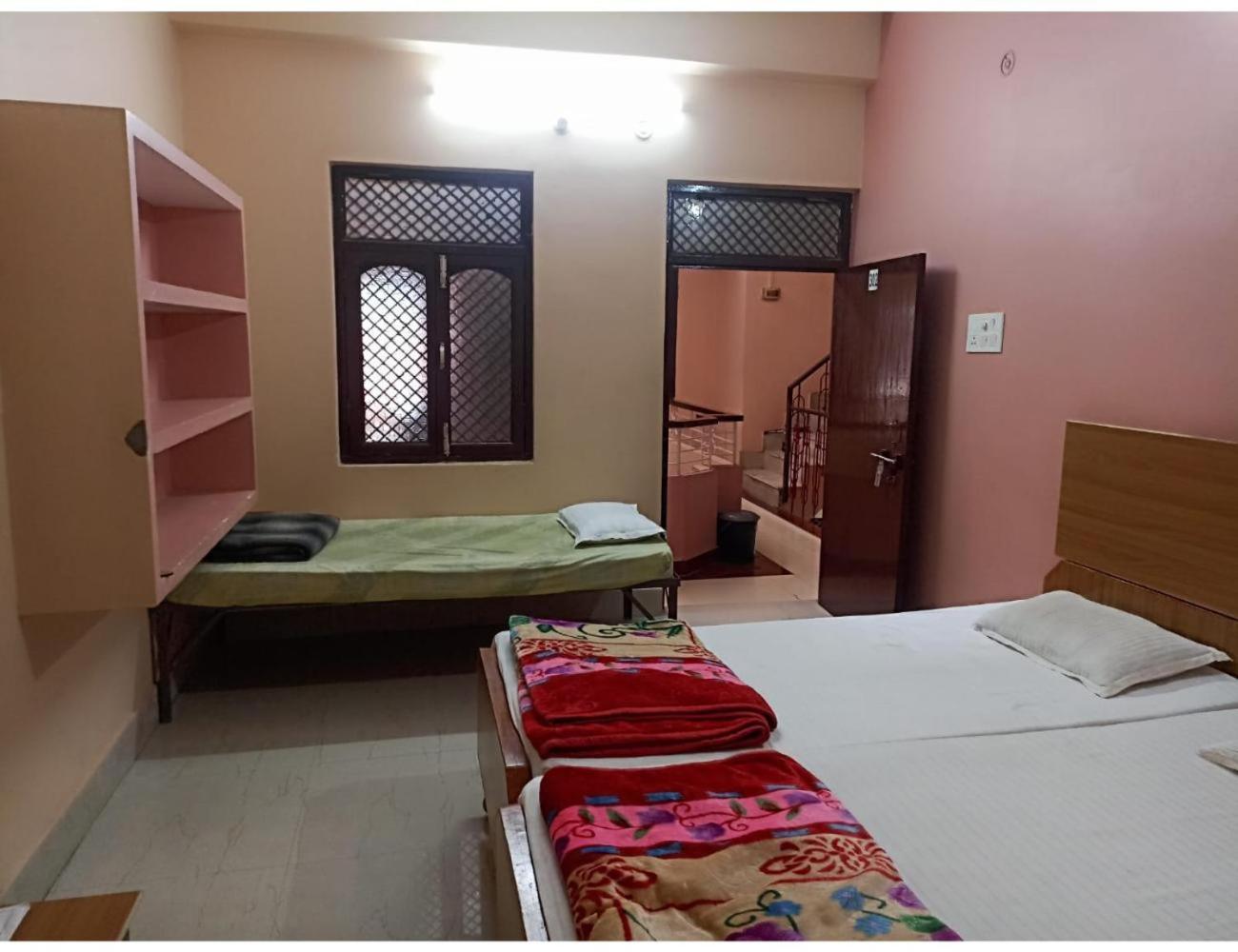 Sankatha Guest House, Homestay *